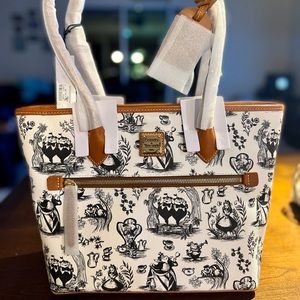 Beautiful Brand New Dooney & Burke Alice in Wonderland Tote
